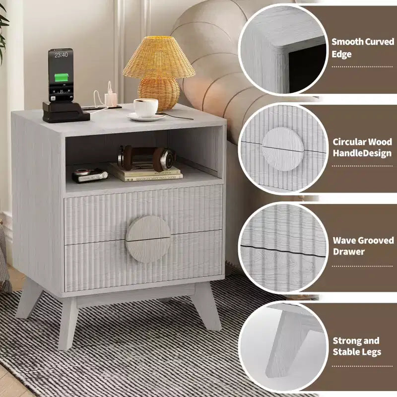 Comodino scanalato marrone/grigio con stazione di ricarica, 2 cassetti e ripiano aperto, 1-2 pz